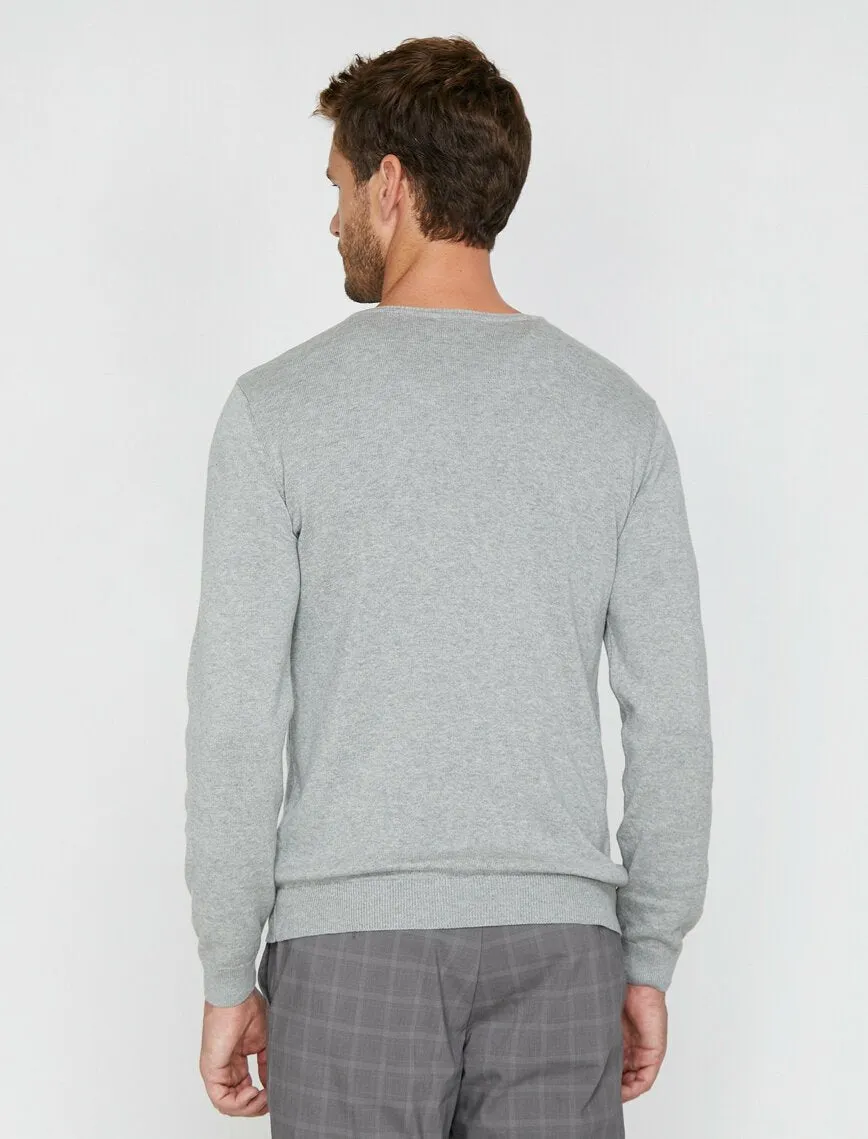 17419 Grey V Neck Jumper