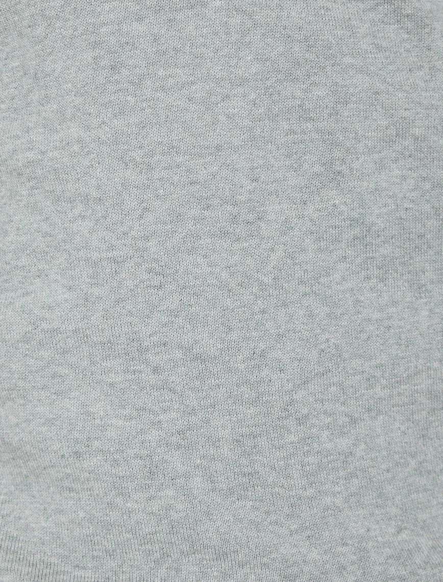17419 Grey V Neck Jumper