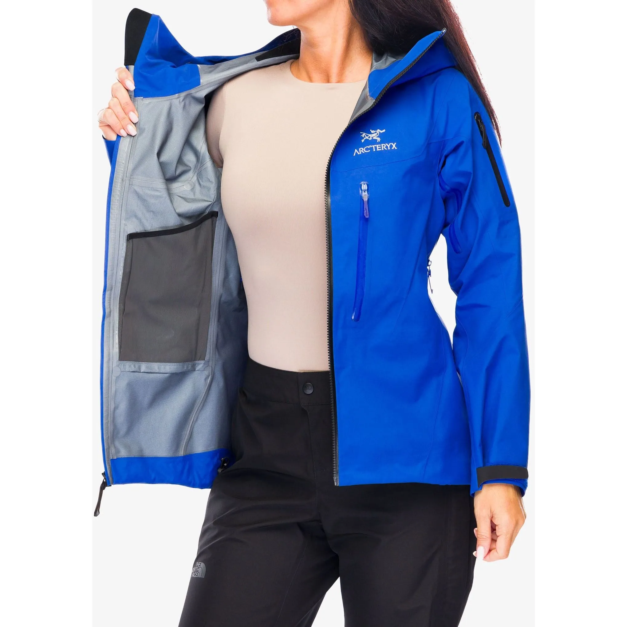 Arc'teryx Women's Alpha SV Jacket