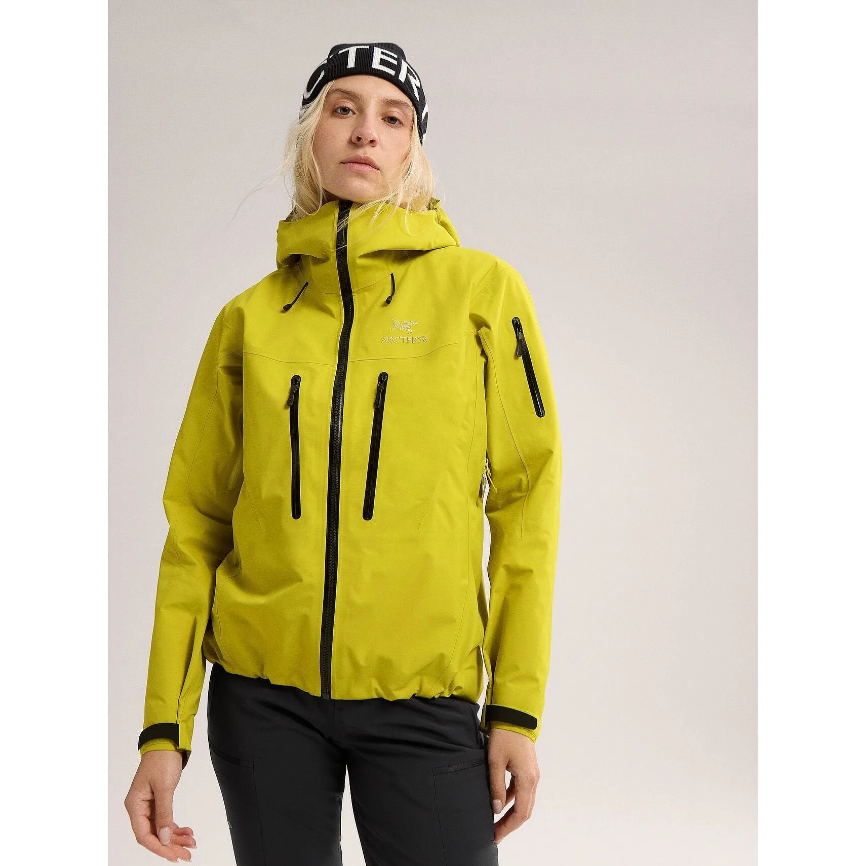 Arc'teryx Women's Alpha SV Jacket