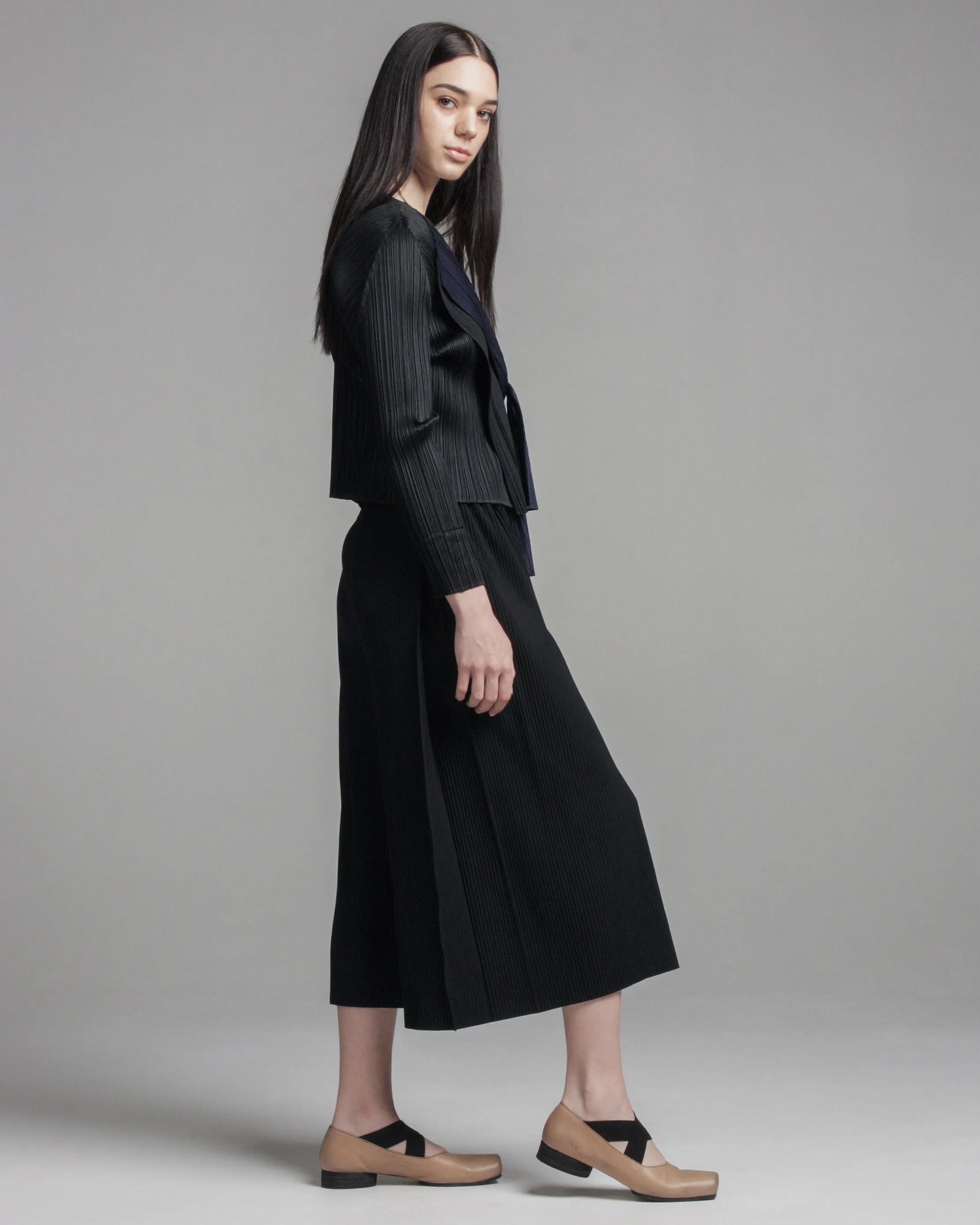 Black Tuck Pleat Pants