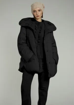 Fuji Puffer Coat in Black | Lis Lareida
