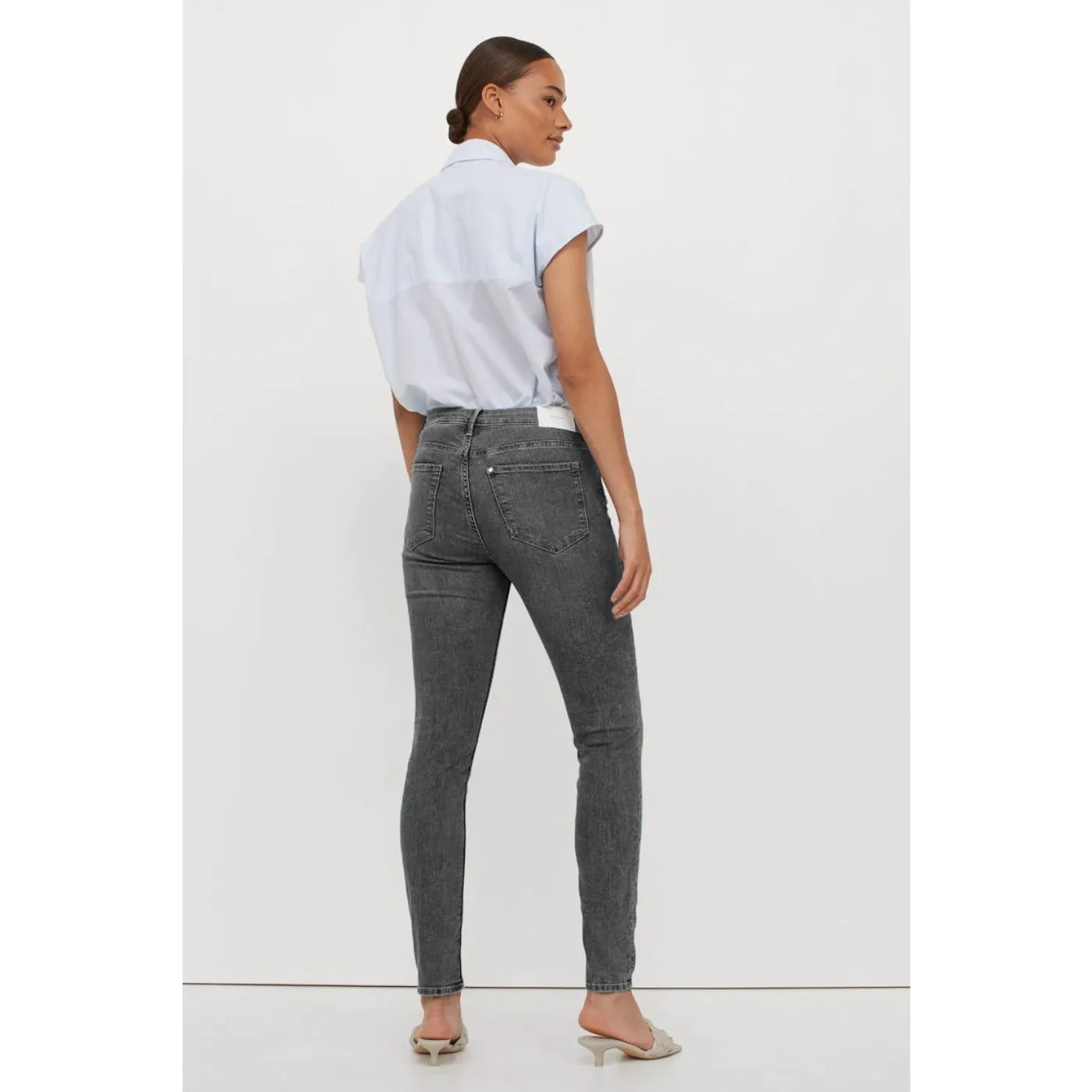 HM Skinny Regular Charcoal High Jeans