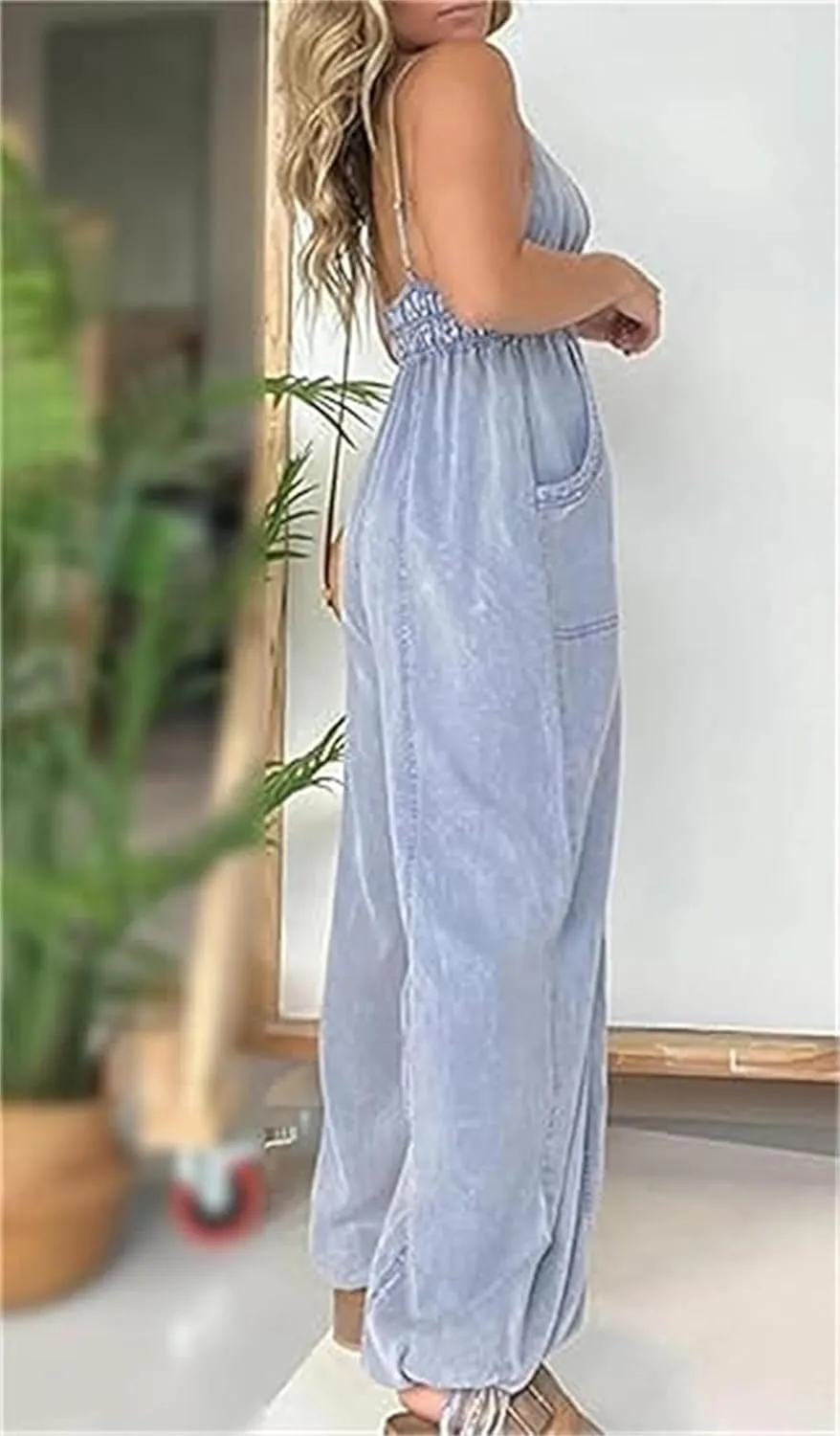 Women's Deep V Neck Denim Jumpsuit, Smocked Elastic Waist Denim Jumpsuit Sleeveless Spaghetti Straps Jeans Romper