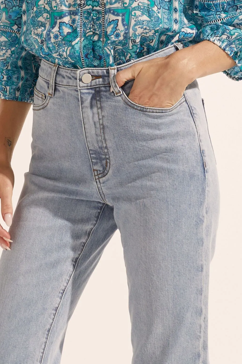 Zoe Kratzmann Maverick Jean Light Washed Denim